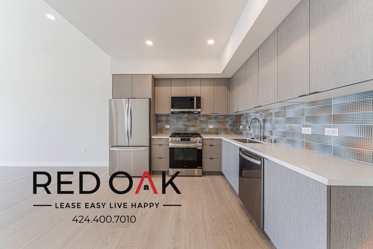Condo for rent at 5320 Cartwright Ave #406, North Hollywood, CA 91601