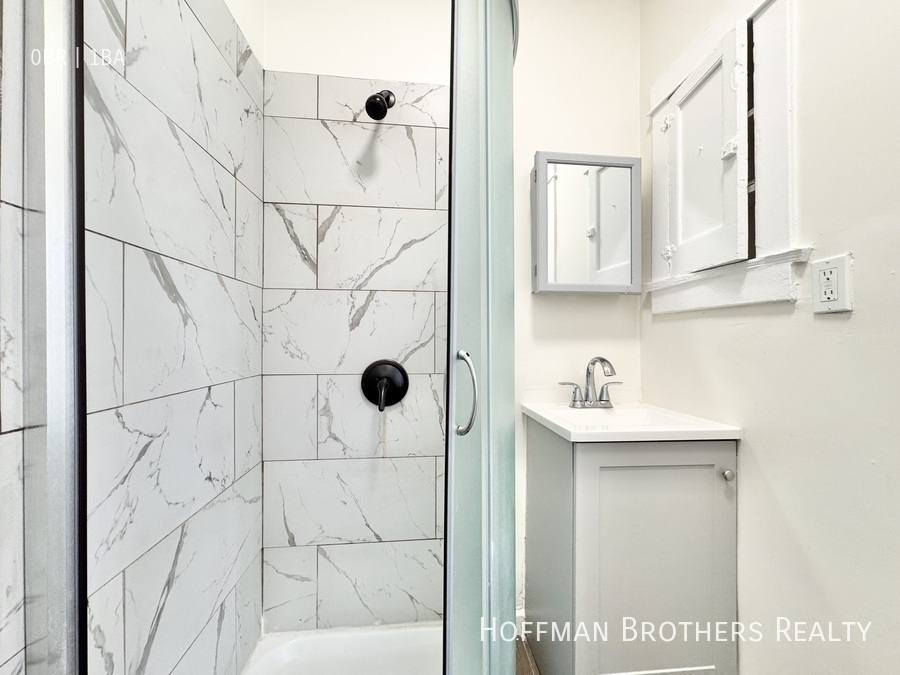 Apartment for rent at 2908 San Pedro St #A, Los Angeles, CA 90011
