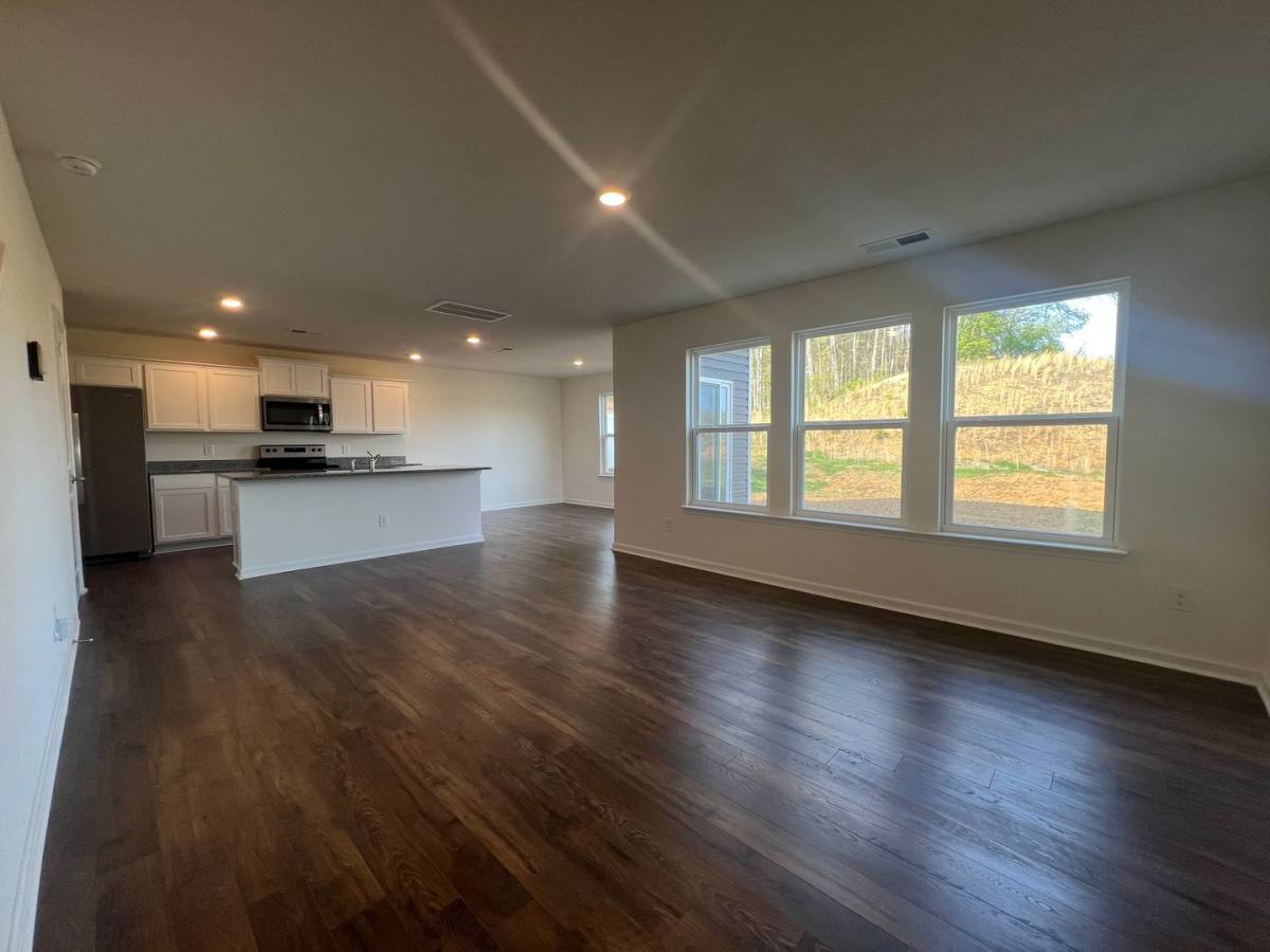 House for rent at 467 Cox Hollow Rd, Kingsport, TN 37663