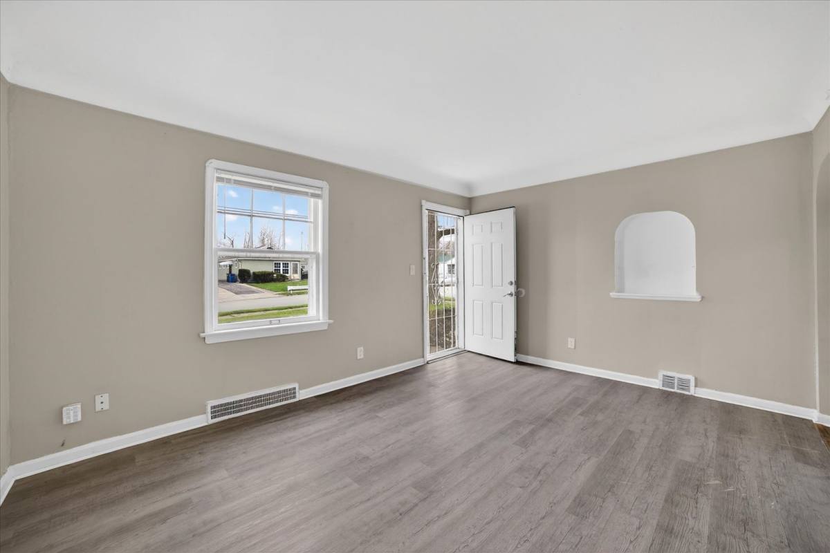 House for rent at 17208 Lipton Ave, Cleveland, OH 44128