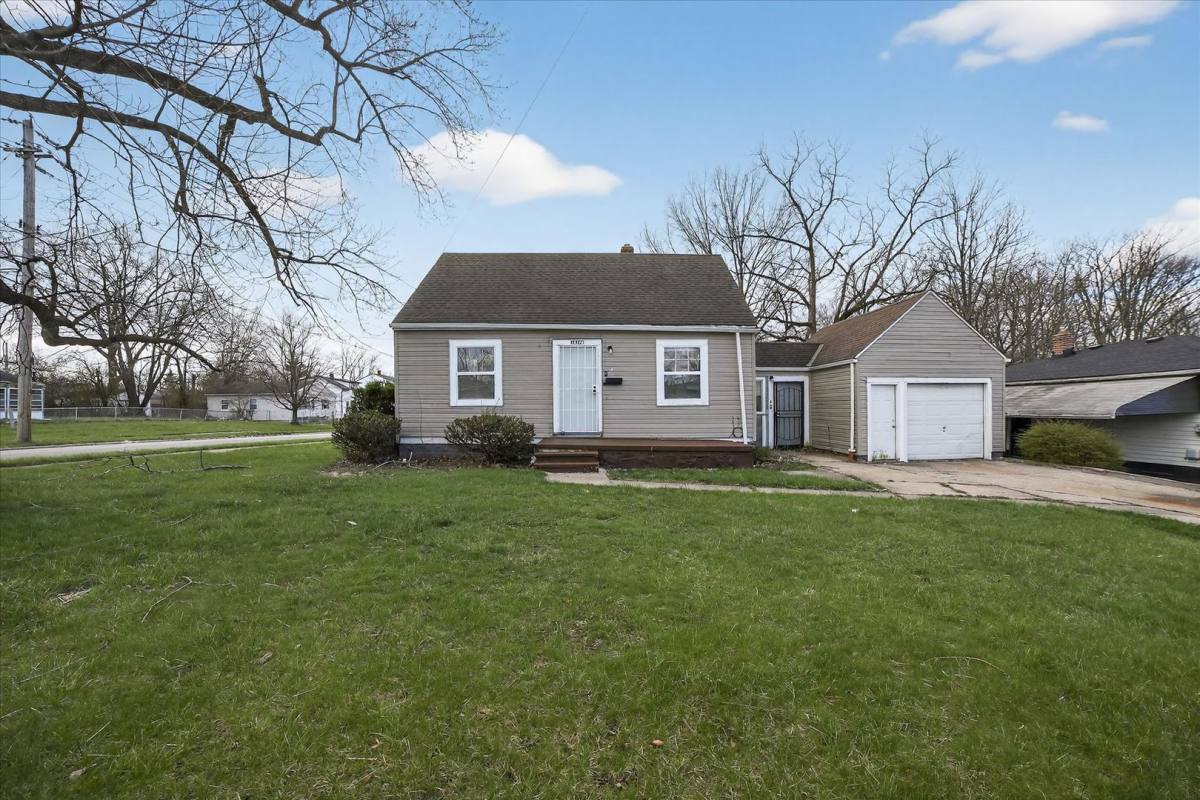 House for rent at 17208 Lipton Ave, Cleveland, OH 44128