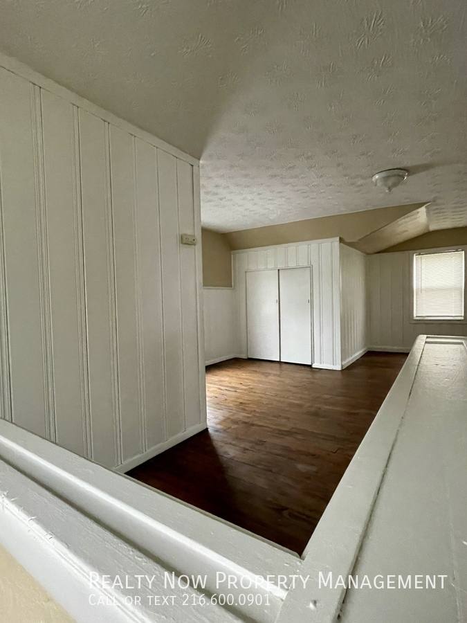 House for rent at 5333 Hollywood Ave, Maple Heights, OH 44137