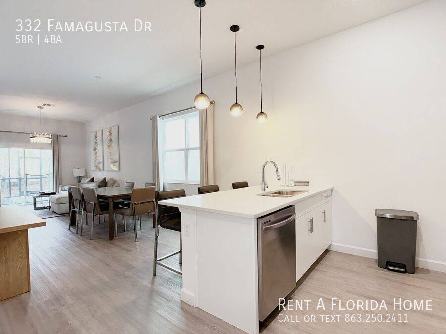 Townhouse for rent at 332 Famagusta Dr, Davenport, FL 33896