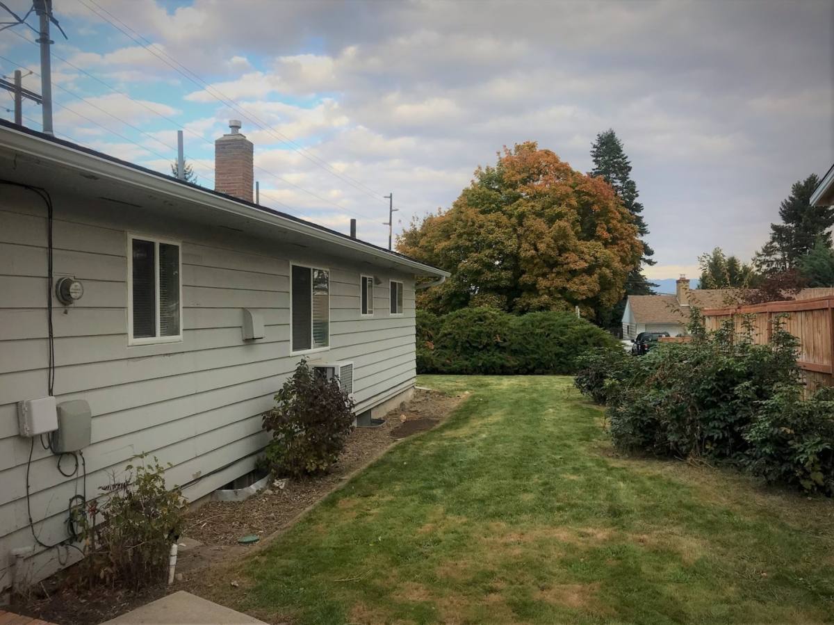 House for rent at 1903 Fifth St, Wenatchee, WA 98801