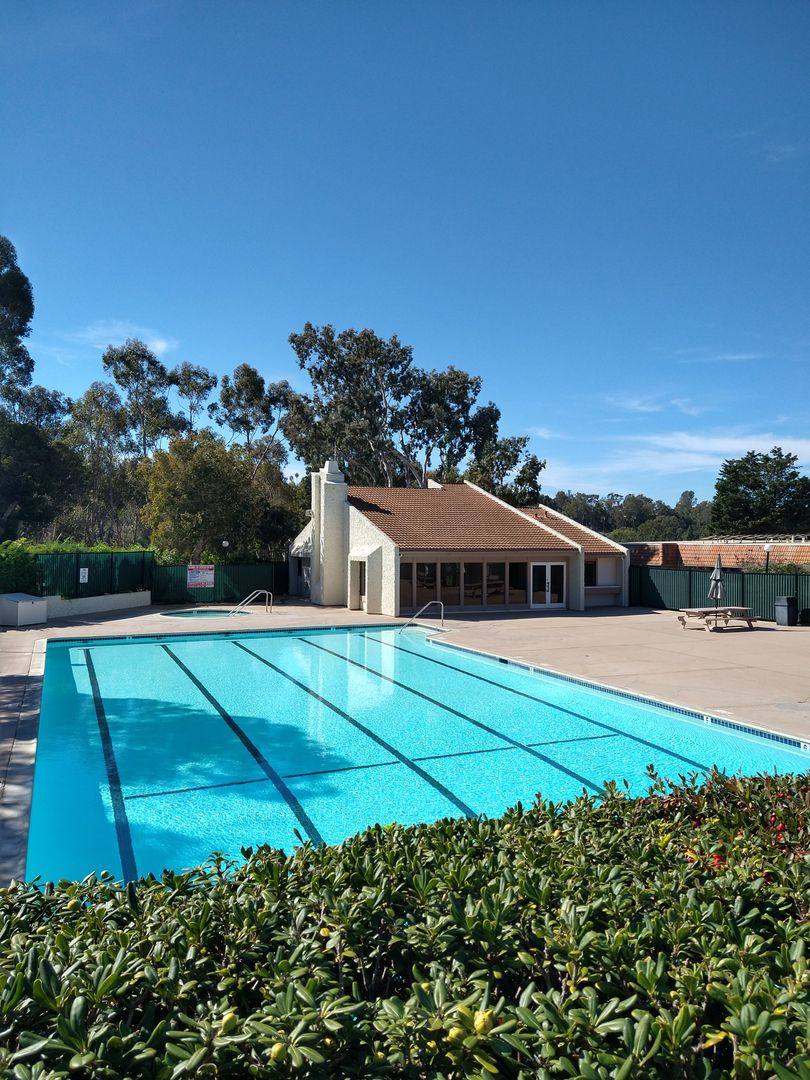 Townhouse for rent at 2713 Via Cardel, Carlsbad, CA 92010