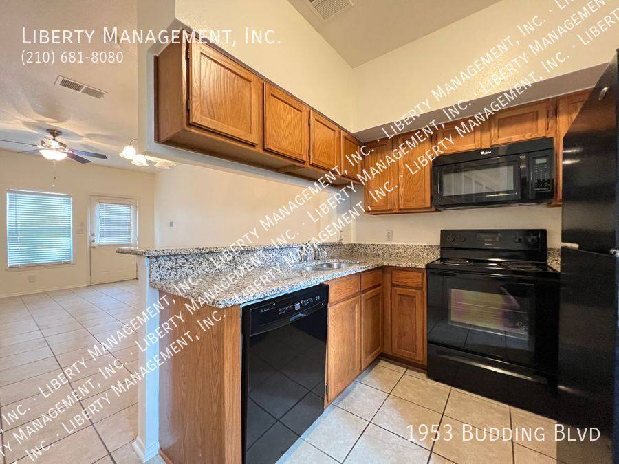 Townhouse for rent at 1953 Budding Blvd, San Antonio, TX 78247
