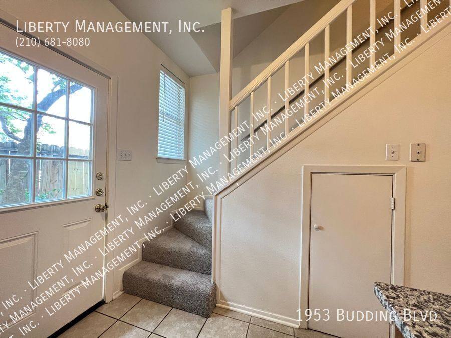 Townhouse for rent at 1953 Budding Blvd, San Antonio, TX 78247