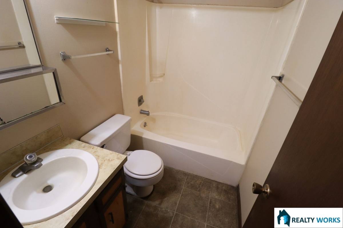 Apartment for rent at 617 S 19th St, Lincoln, NE 68508