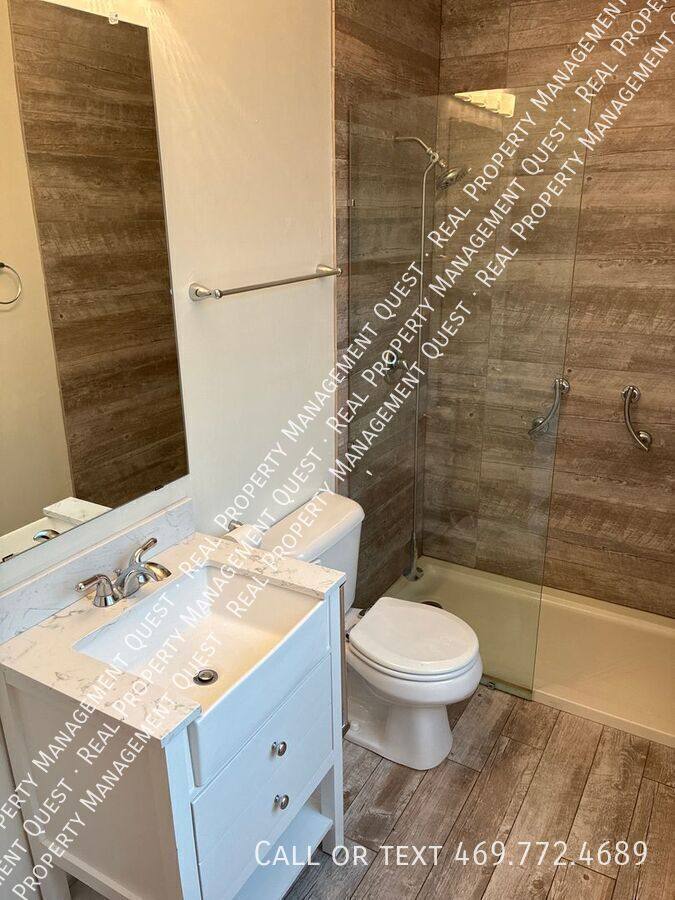 House for rent at 3731 Edgewood Court, Grand Prairie, TX 75052