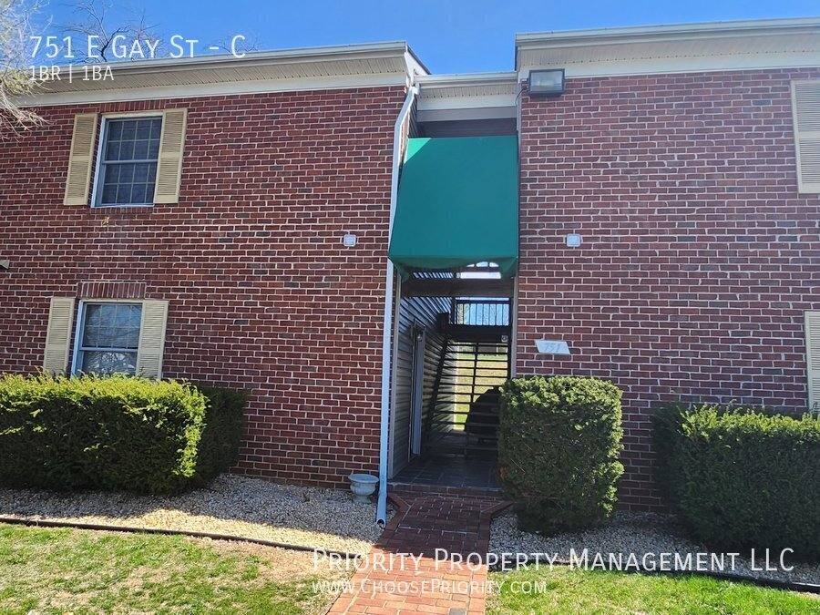 Apartment for rent at 751 E Gay St #C, Harrisonburg, VA 22802