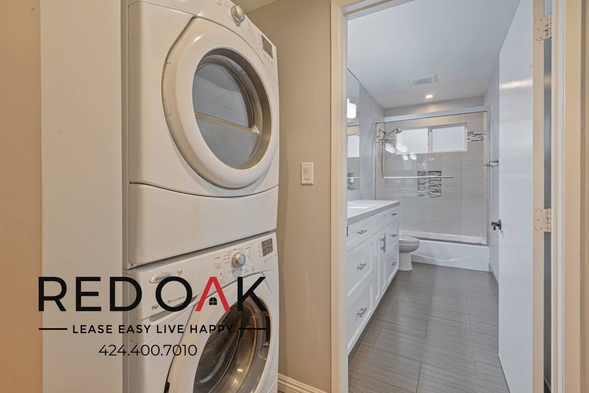 Condo for rent at 436 S Oakhurst Dr #3, Beverly Hills, CA 90212