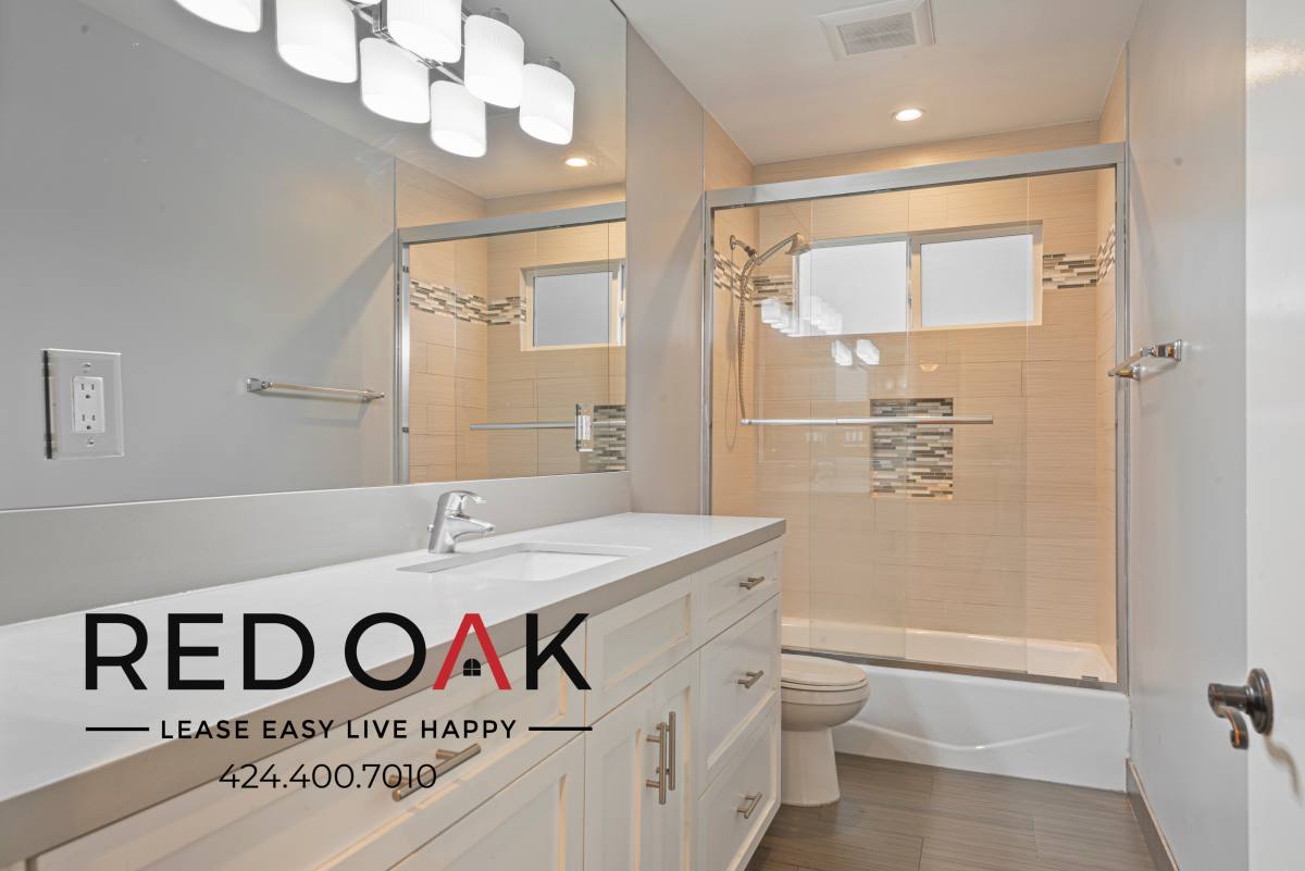 Condo for rent at 436 S Oakhurst Dr #3, Beverly Hills, CA 90212