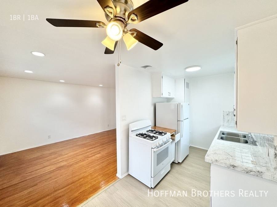 Apartment for rent at 1025 17th St, Santa Monica, CA 90403