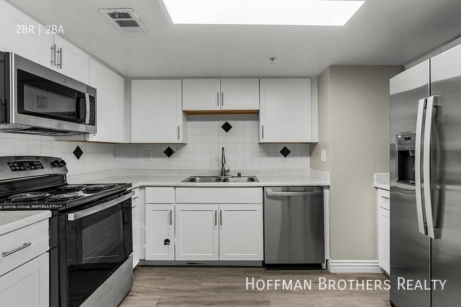 Apartment for rent at 32450 Candlewood Dr #6, Cathedral City, CA 92234