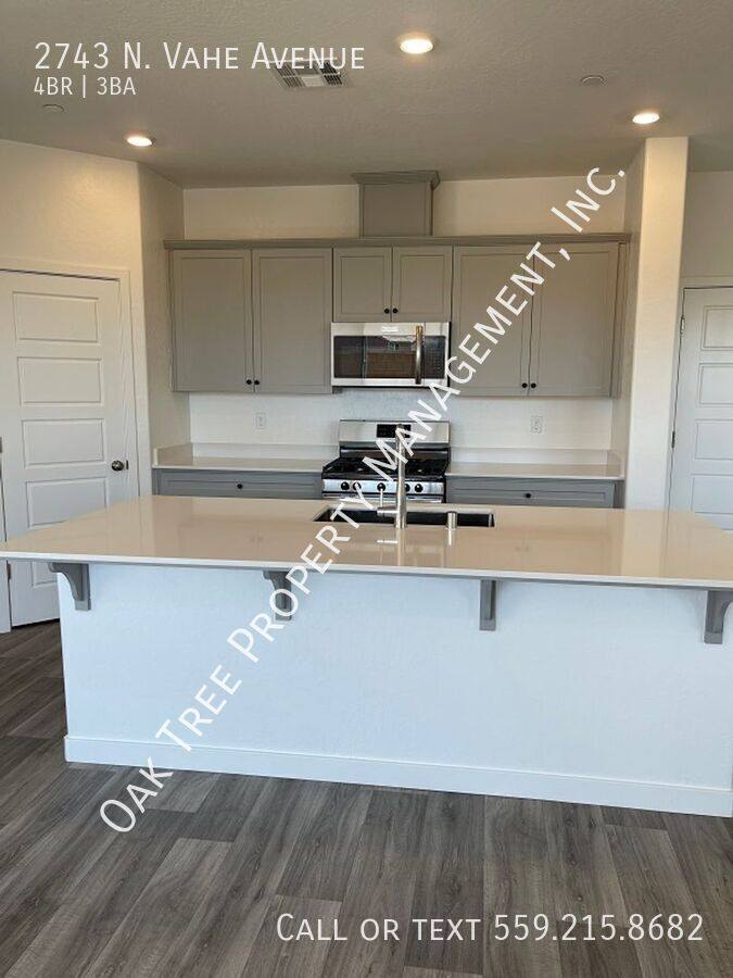 House for rent at 2743 N Vahe Ave, Fresno, CA 93737