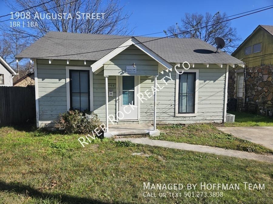 House for rent at 1908 Augusta St, North Little Rock, AR 72114