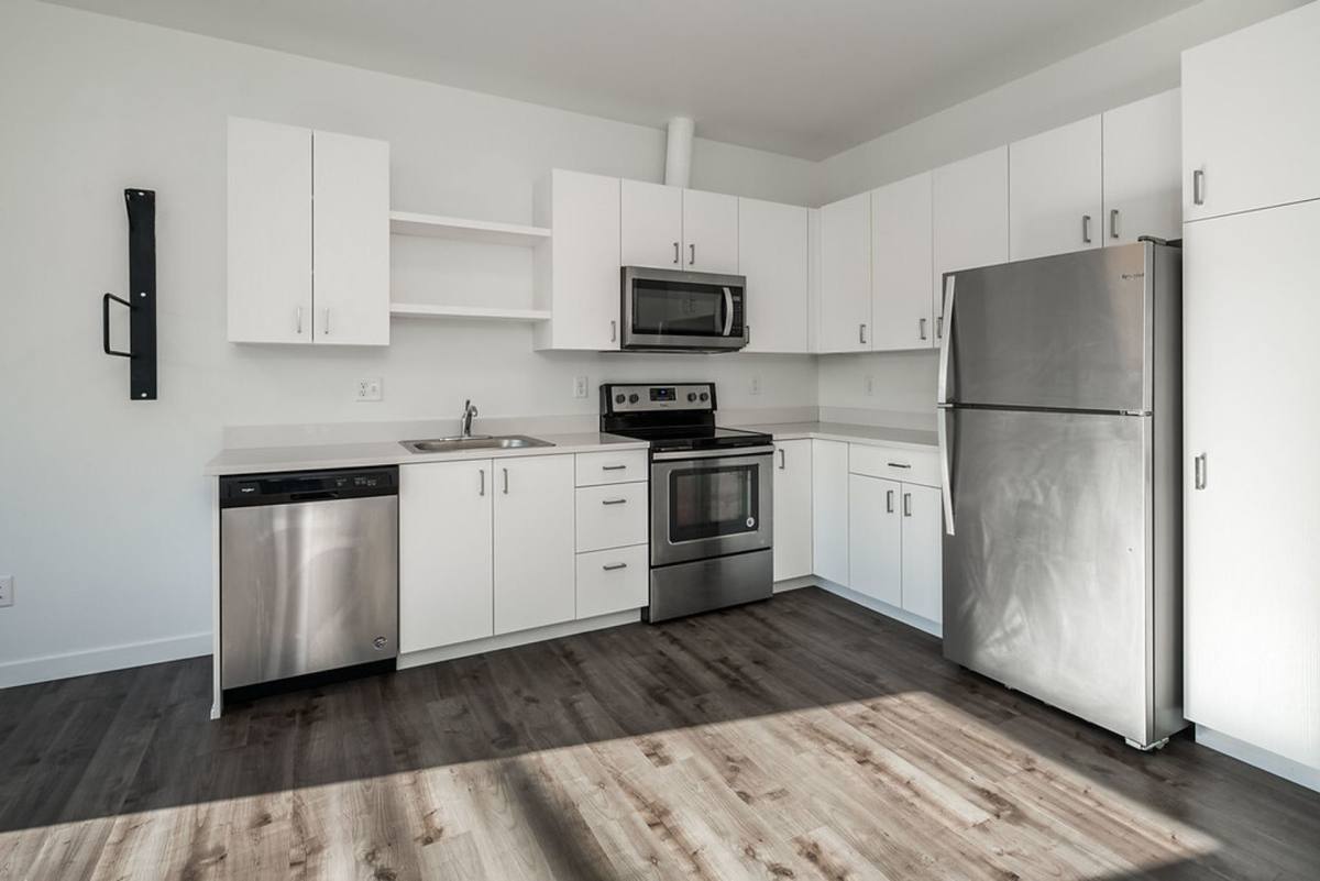 Apartment for rent at 5401 SE Woodstock Blvd, Portland, OR 97206