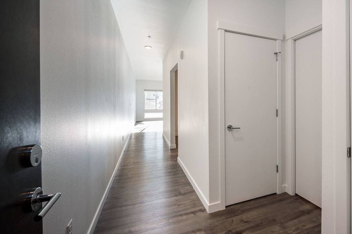 Apartment for rent at 5401 SE Woodstock Blvd, Portland, OR 97206
