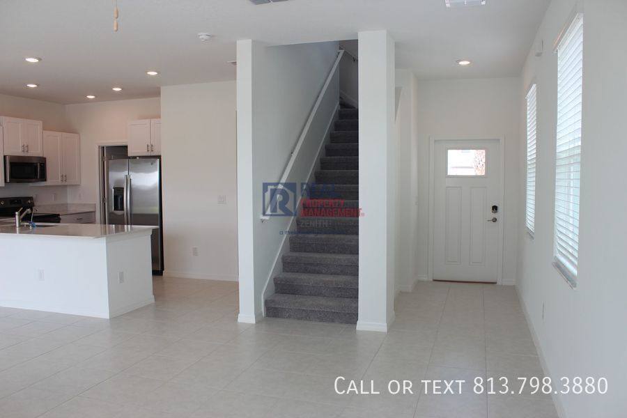 Townhouse for rent at 32146 Powderpuff Mimosa Dr, San Antonio, FL 33576