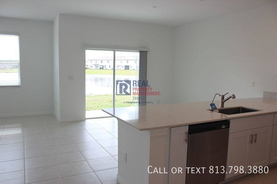 Townhouse for rent at 32146 Powderpuff Mimosa Dr, San Antonio, FL 33576