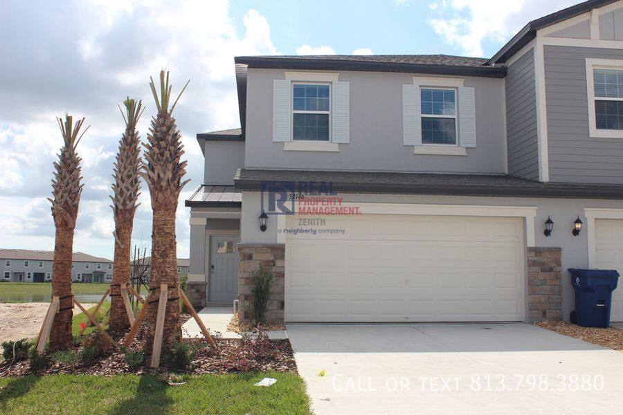 Townhouse for rent at 32146 Powderpuff Mimosa Dr, San Antonio, FL 33576