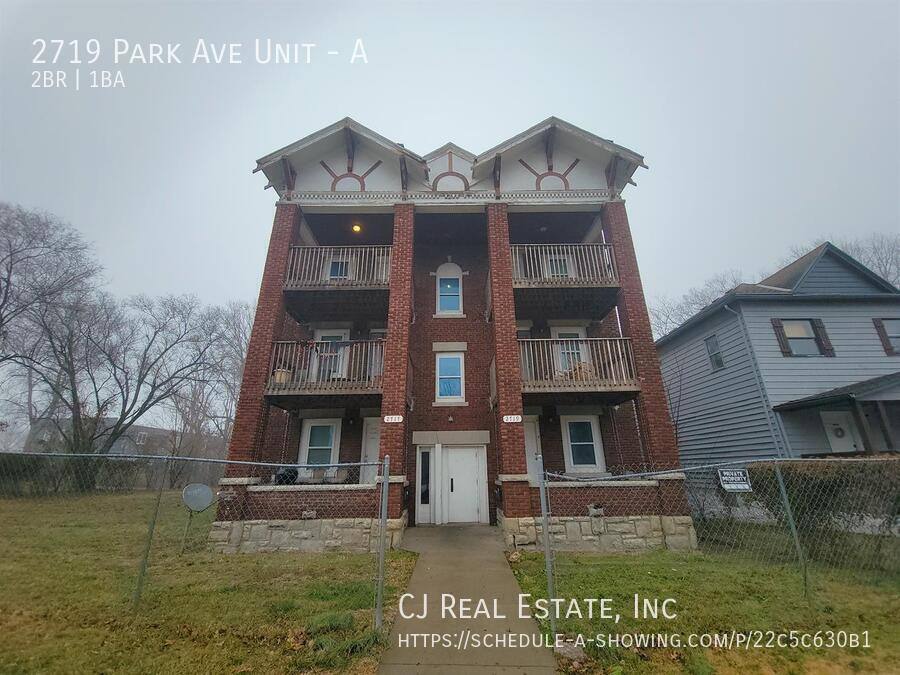 Apartment for rent at 2719 Park Ave #A, Kansas City, MO 64109