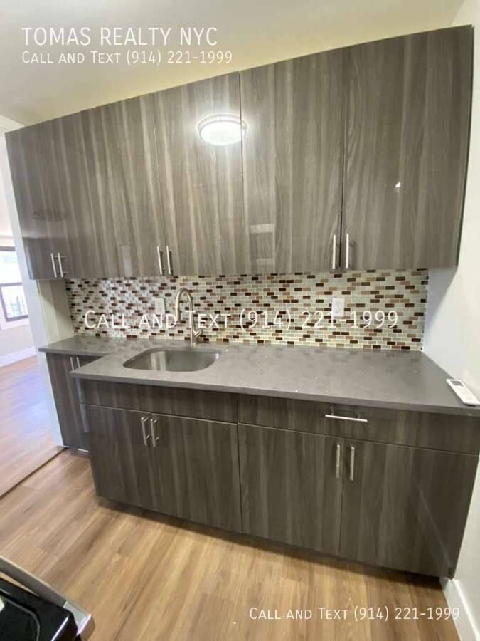 Apartment for rent at 134 Buena Vista Ave, Yonkers, NY 10701