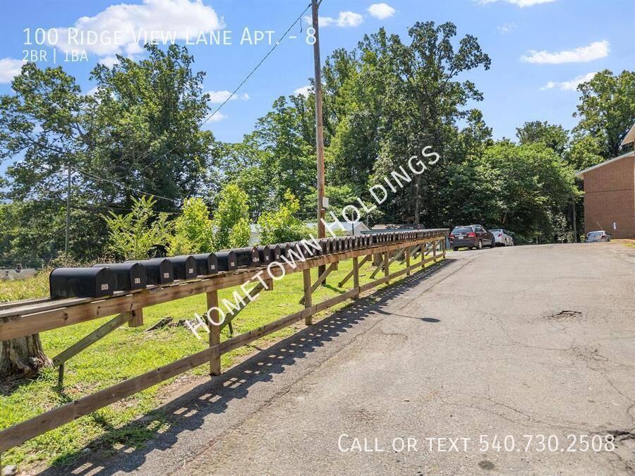 Apartment for rent at 100 Ridge View Lane #8, Bassett, VA 24055