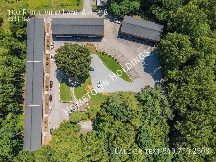 Apartment for rent at 100 Ridge View Lane #8, Bassett, VA 24055