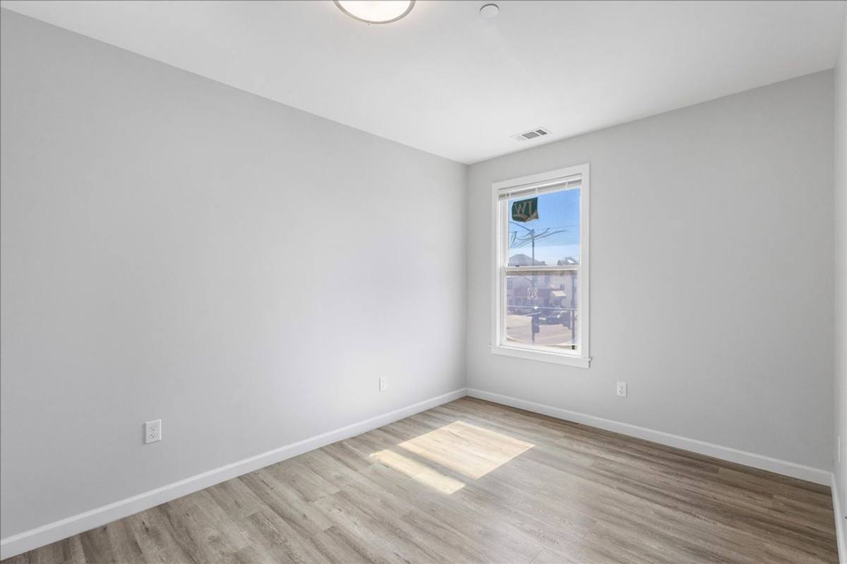 Apartment for rent at 1201-1203 Park St, Alameda, CA 94501