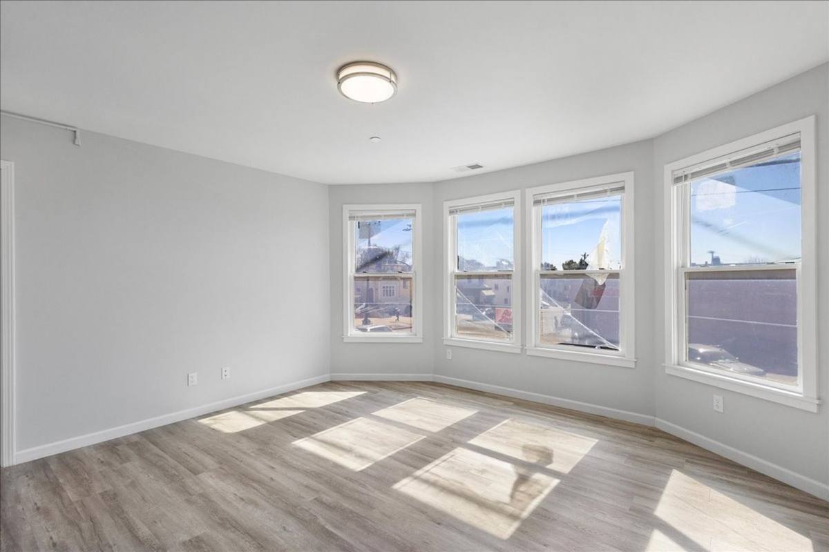 Apartment for rent at 1201-1203 Park St, Alameda, CA 94501