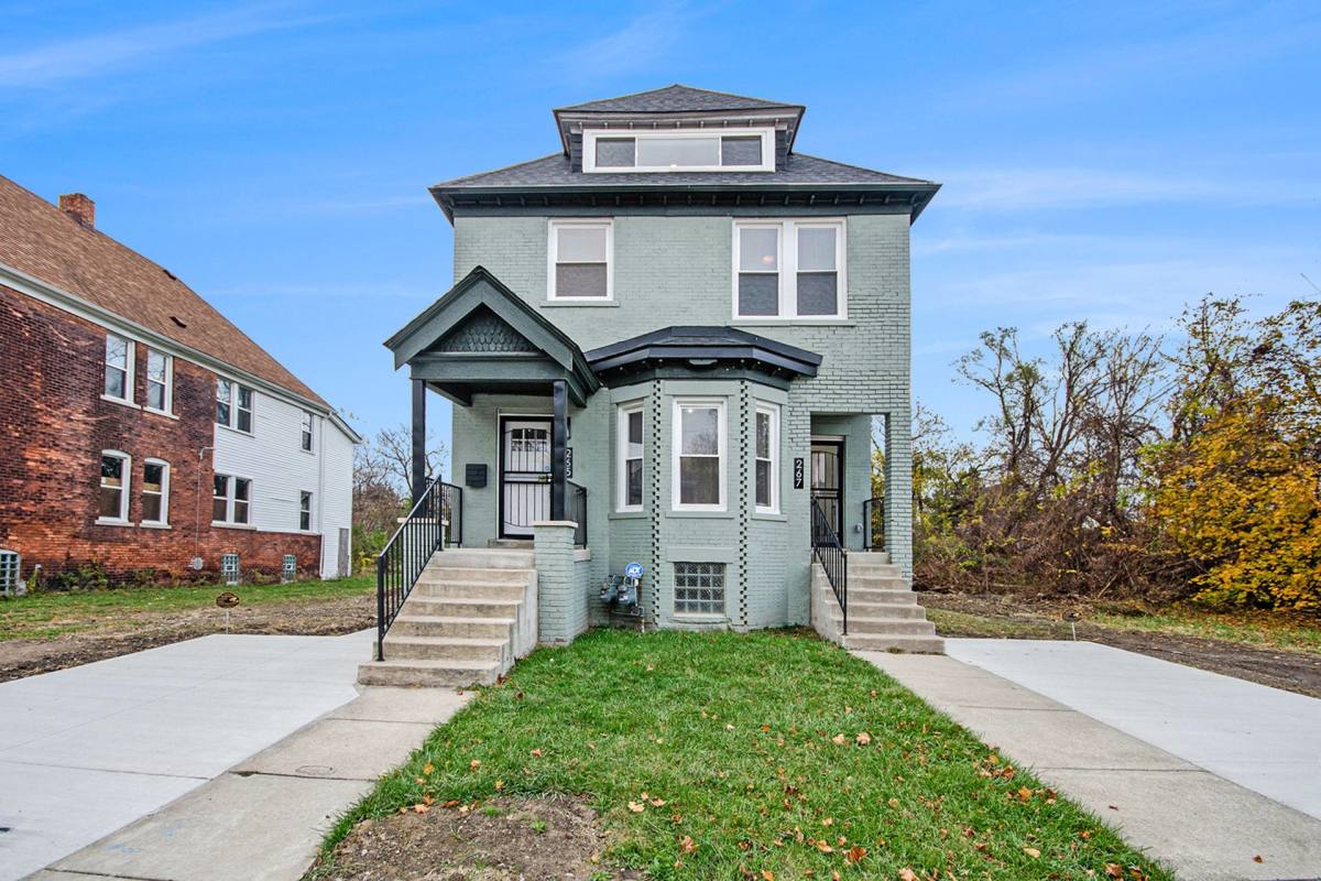 Townhouse for rent at 267 Kenilworth, Detroit, MI 48202