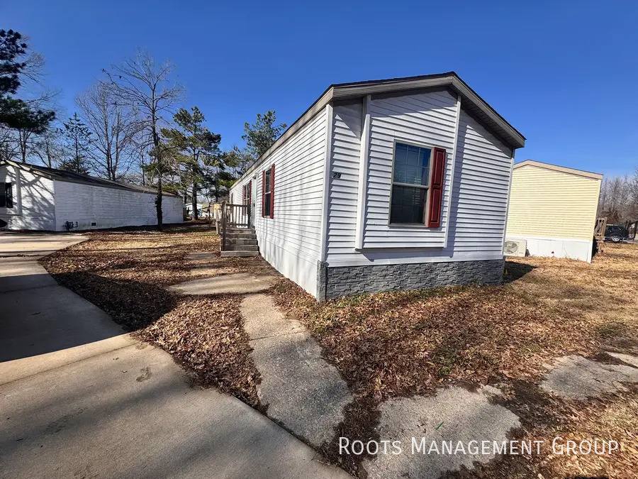 Apartment for rent at 200 Paradise Acres Rd #29, Carterville, IL 62918