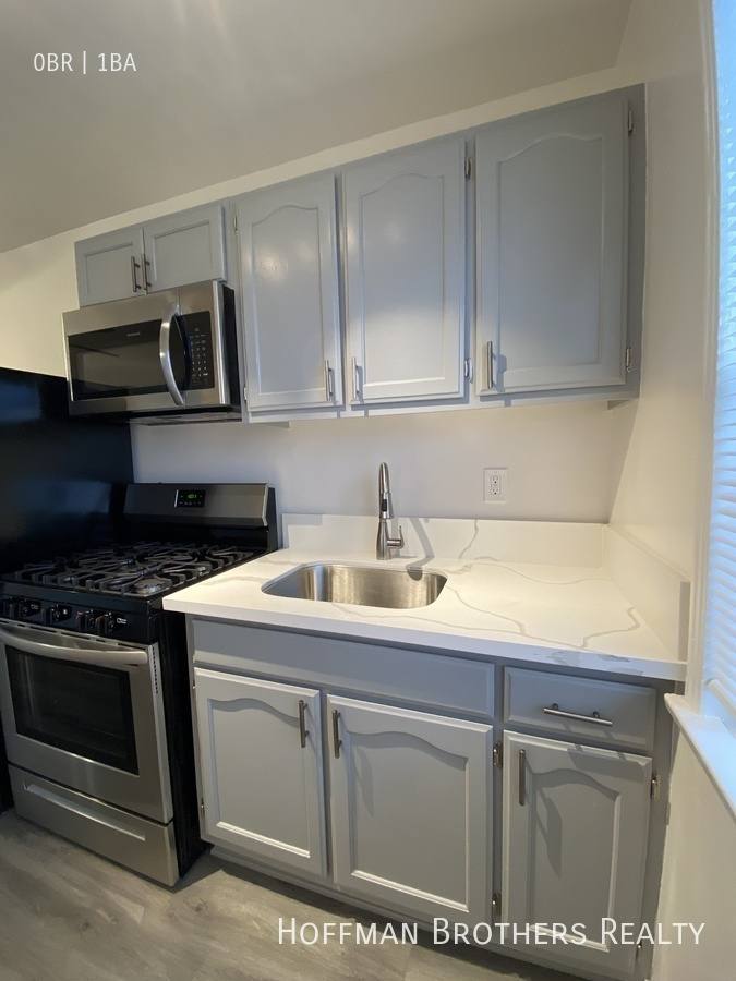 Apartment for rent at 1210 N Berendo St #19, Los Angeles, CA 90029