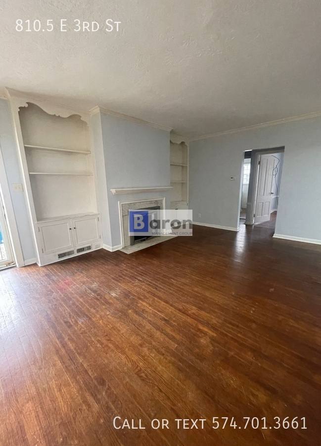 8105 E 3rd St, Mishawaka, IN 46544