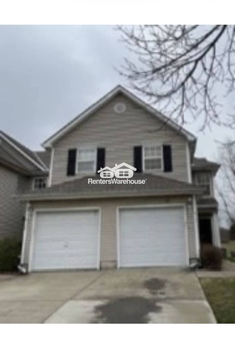 Townhouse for rent at 8127 Lawn Ave, Kansas City, MO 64119