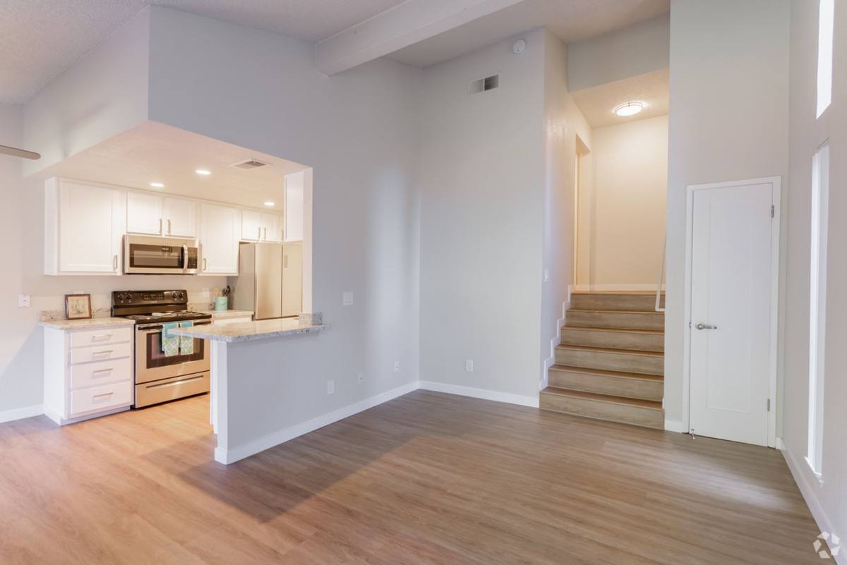 Apartment for rent at 333 Cirby Way, Roseville, CA 95678