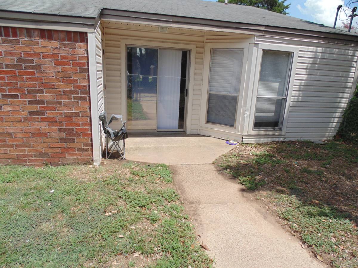 Apartment for rent at 2606 Pecan Knoll, Bryan, TX 77802
