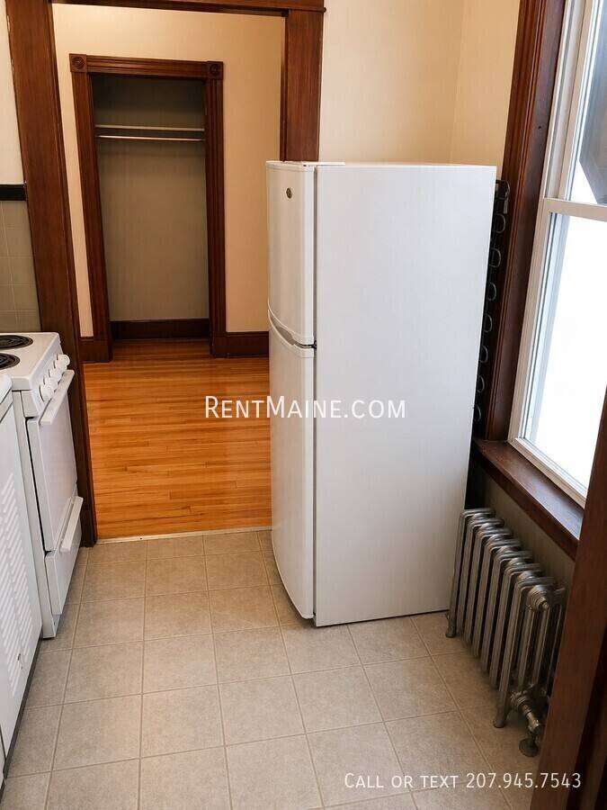Apartment for rent at 9 Catell St #3, Bangor, ME 04401