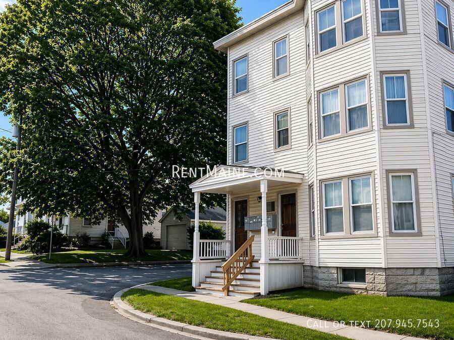 Apartment for rent at 9 Catell St #3, Bangor, ME 04401