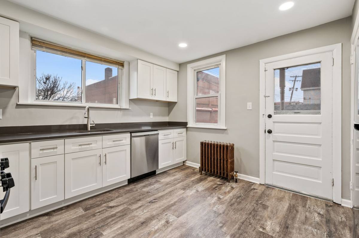 Apartment for rent at 101-103 E Agnew Ave, Pittsburgh, PA 15210