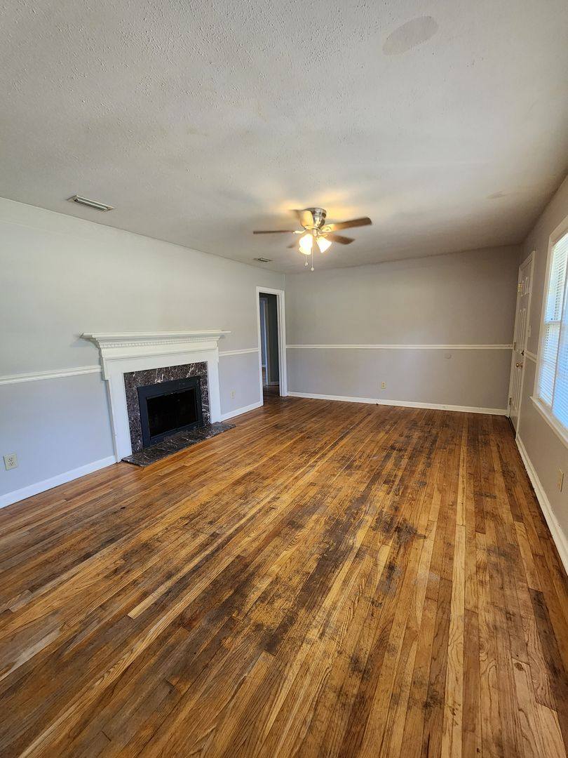 House for rent at 1213 McRee Dr, Valdosta, GA 31602