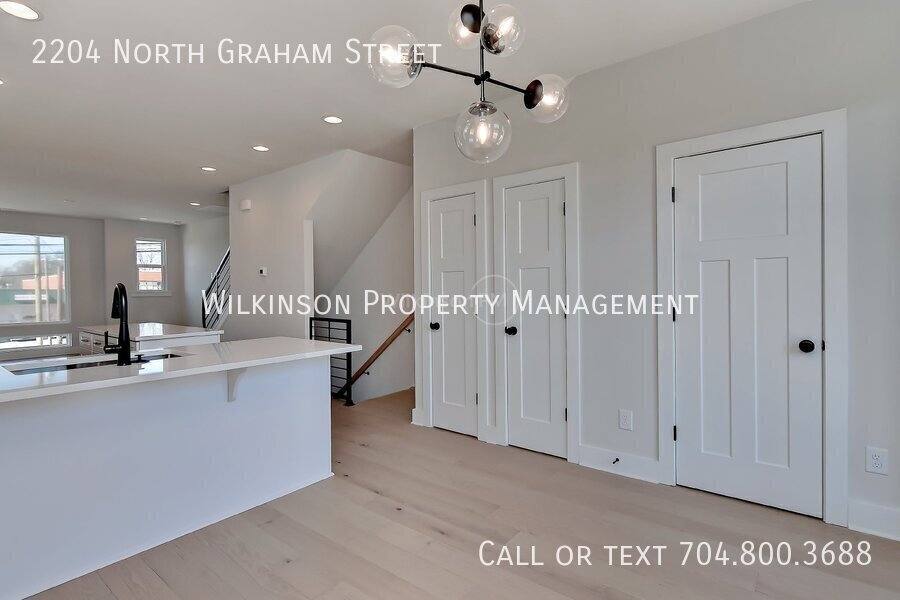 Townhouse for rent at 2204 Northend Dr, Charlotte, NC 28206