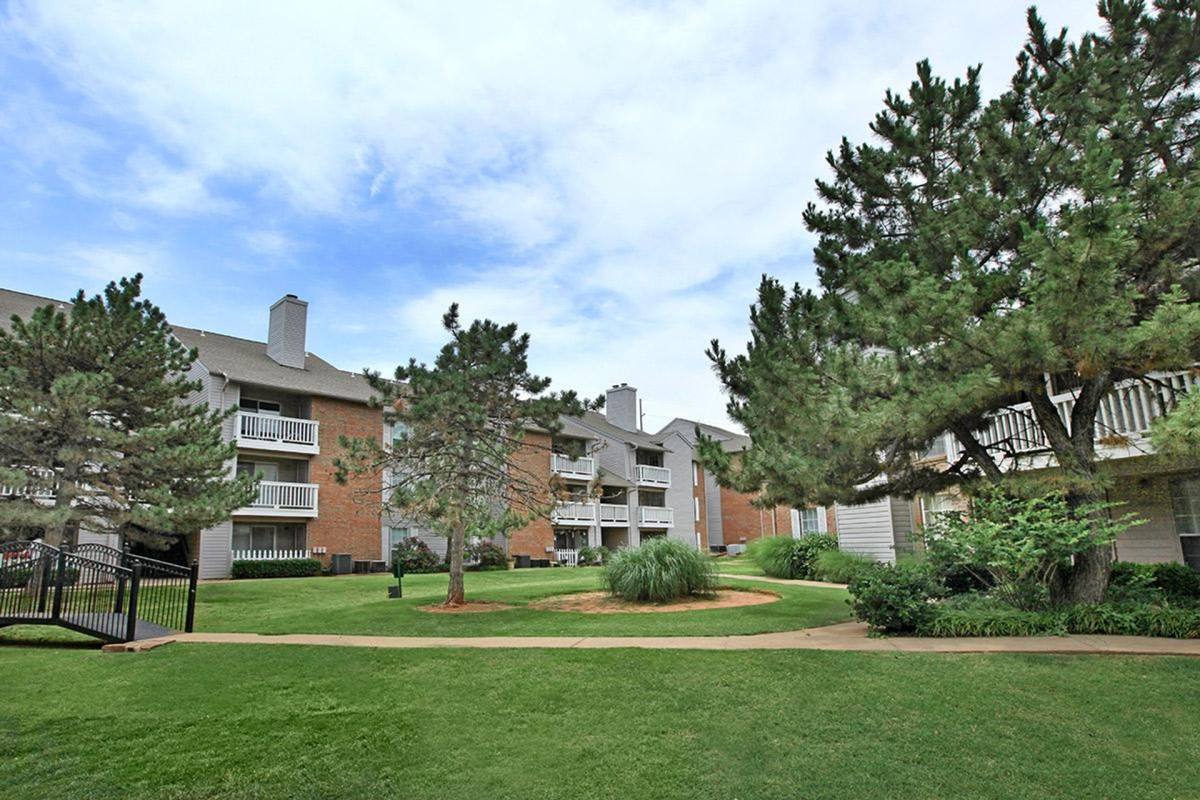 Apartment for rent at 6400 NW Expressway, Oklahoma City, OK 73132