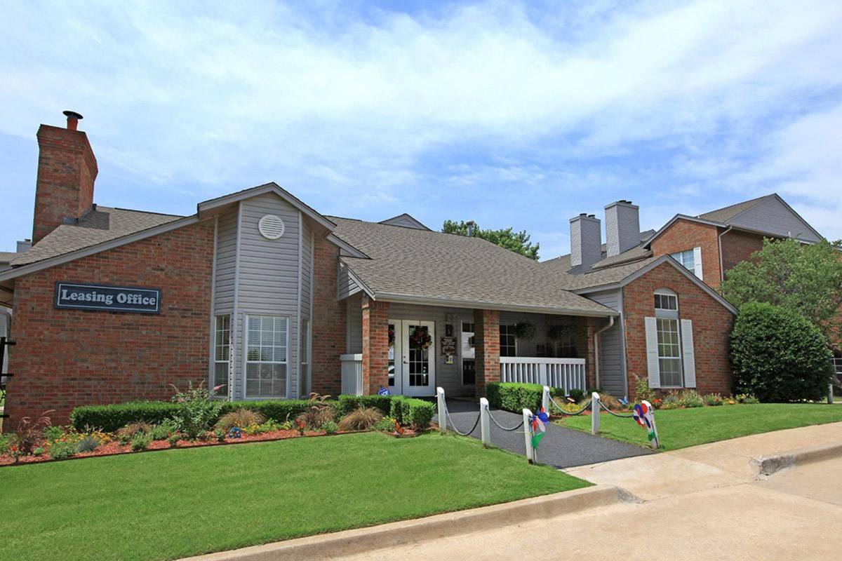 Apartment for rent at 6400 NW Expressway, Oklahoma City, OK 73132