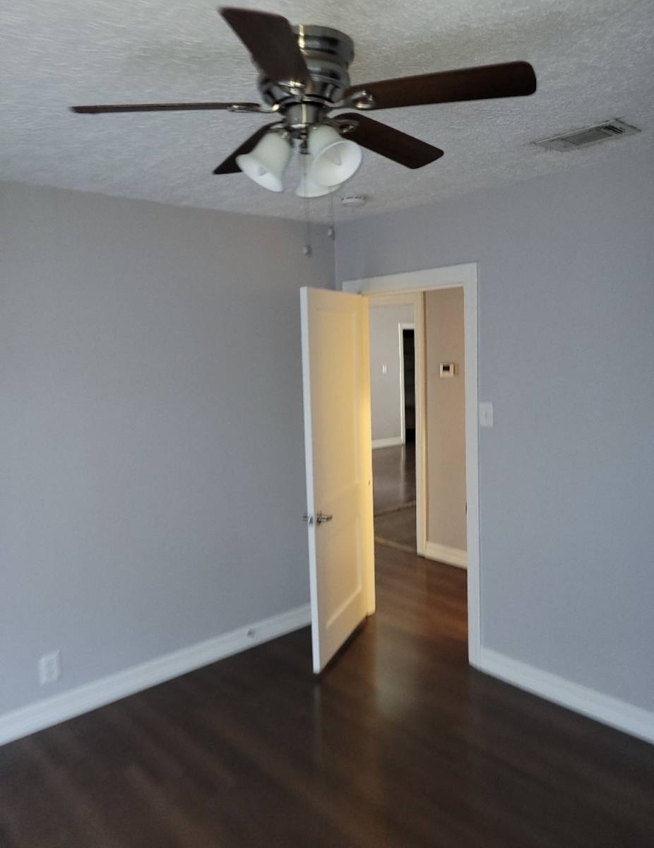 Apartment for rent at 6918 Irvington Blvd #6918B, Houston, TX 77022