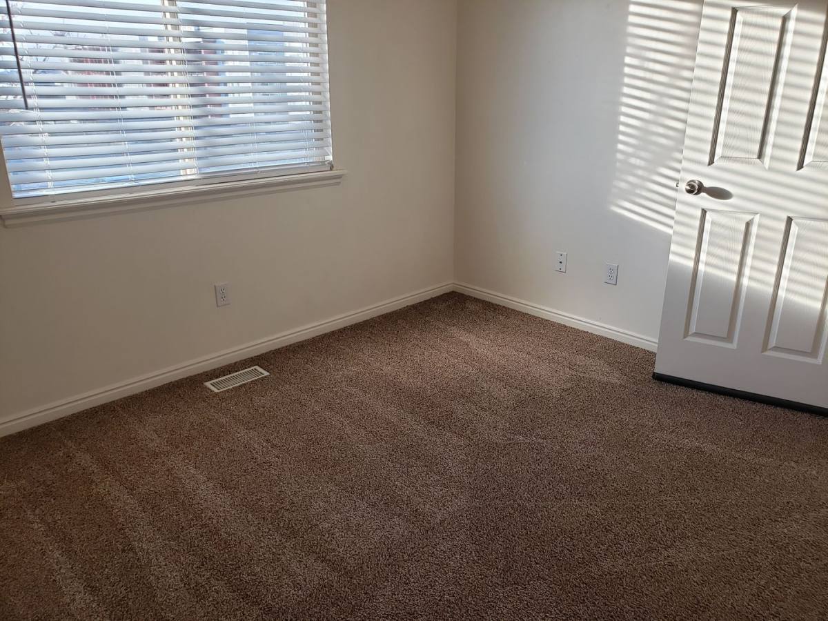 Apartment for rent at 960 S 550 E, Clearfield, UT 84015