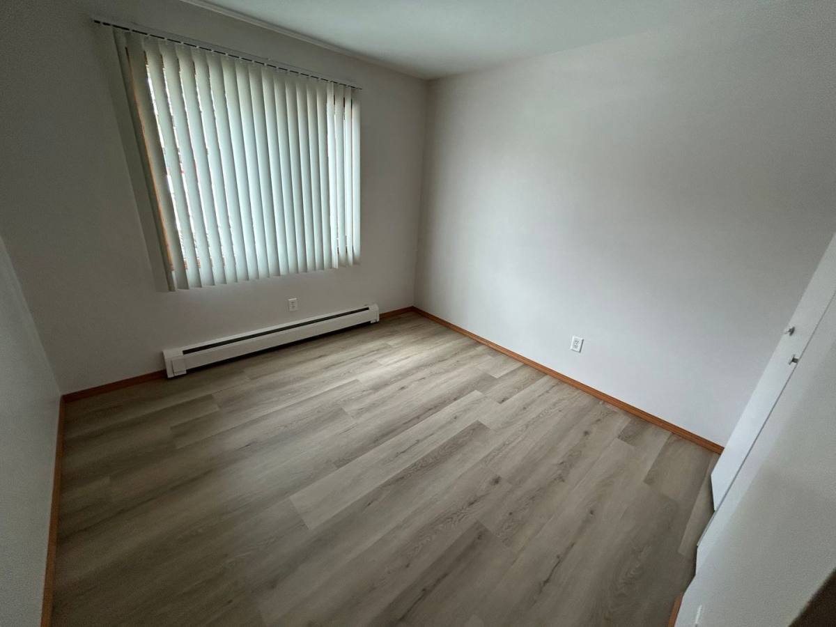 Apartment for rent at 992 Third St, Menasha, WI 54952