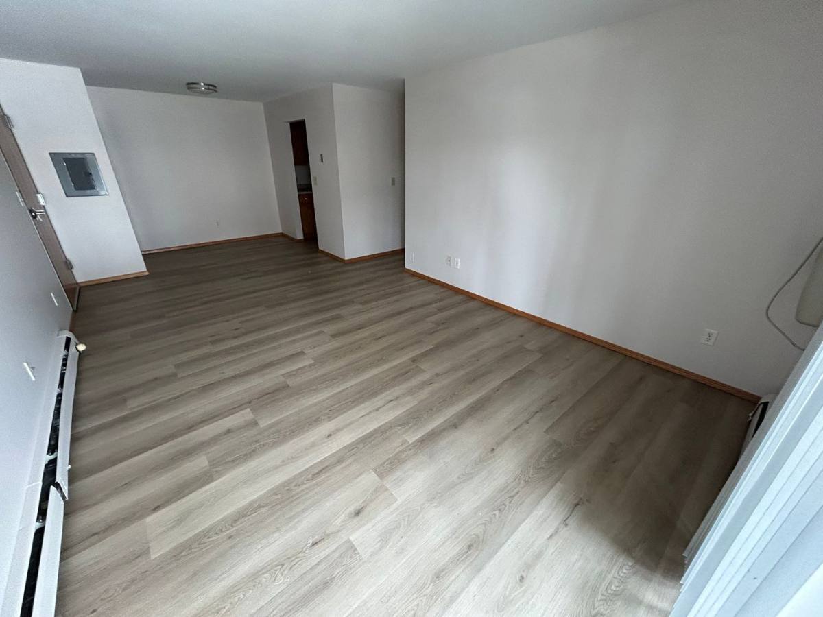 Apartment for rent at 992 Third St, Menasha, WI 54952