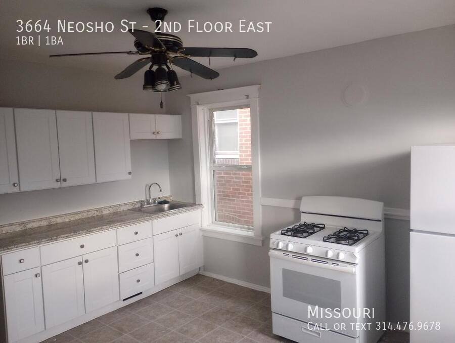 Apartment for rent at 3664 Neosho St #2nd E, Saint Louis, MO 63116